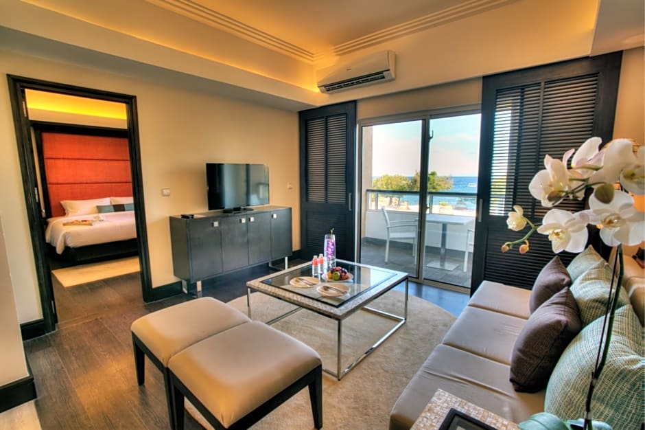 Photo 1 of 2 of Suite, Sea View