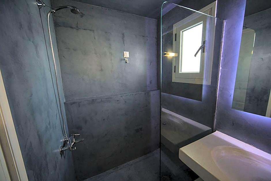 Ianthe Apartments & Villa