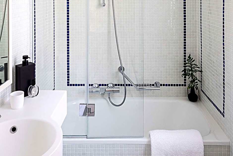 Le Riviera Collection, Signature Collection by Best Western