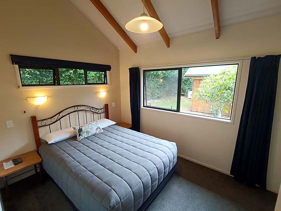 Kerigold Secluded Chalets Motel