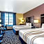 La Quinta Inn & Suites by Wyndham Denver Gateway Park