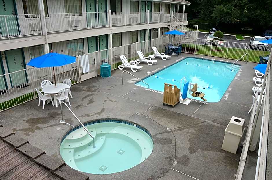 Motel 6-Seattle, WA - South