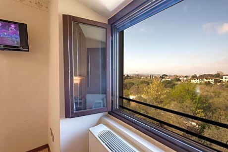 Double or Twin Room with City View