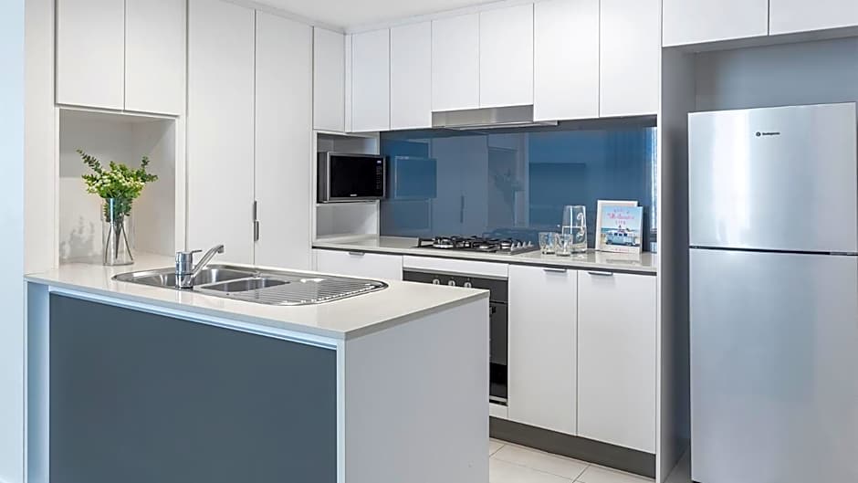 Oaks Brisbane Festival Suites