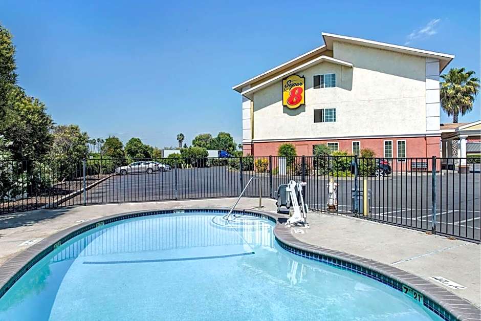 Super 8 by Wyndham Sacramento/Florin Rd