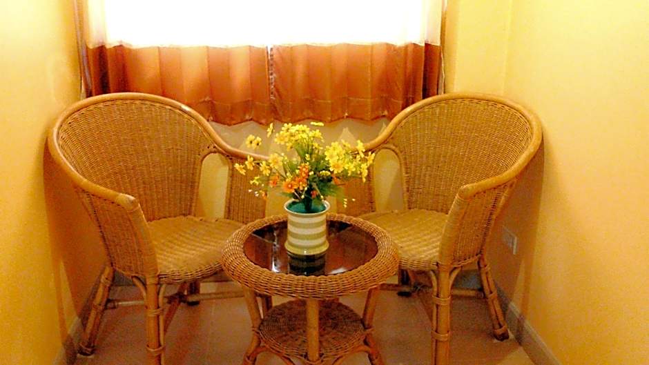 Ploy Puu Residence