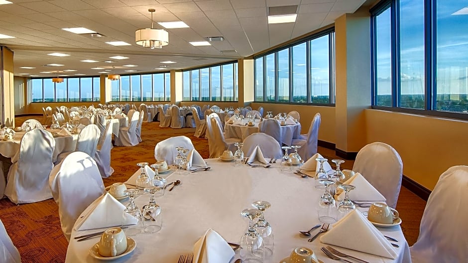 Copeland Tower Suites, Ascend Hotel Collection