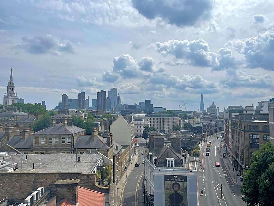 62-66 Farringdon Apartments