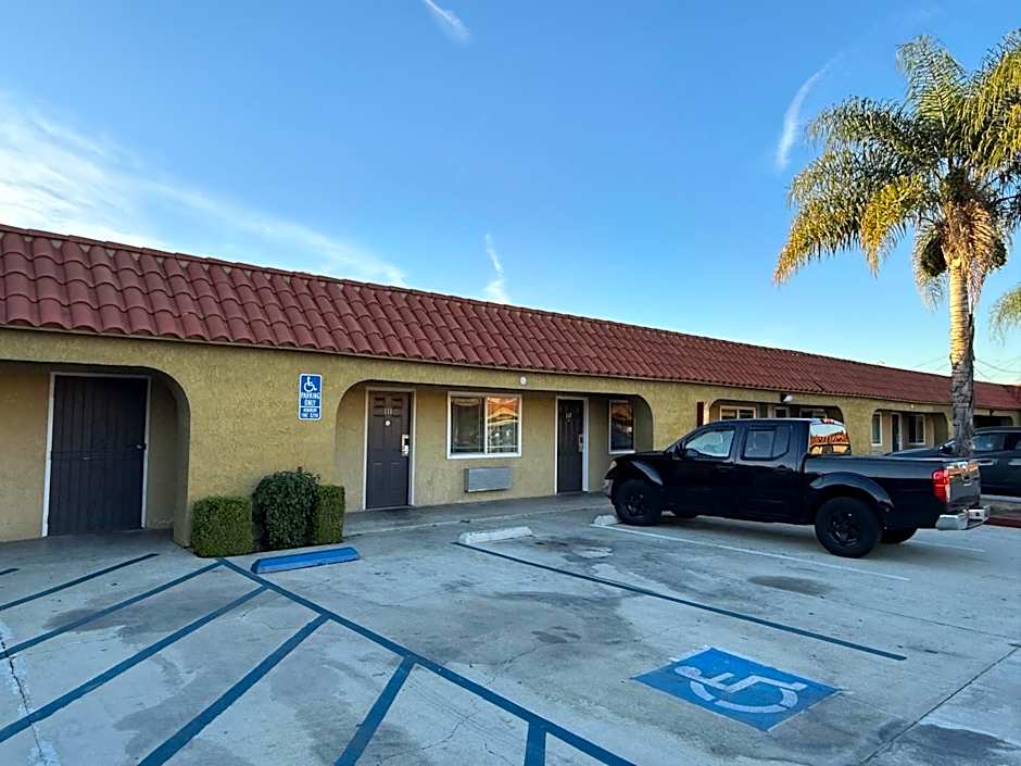 Rocky Inn Motel Long Beach, CA – Long Beach, CA