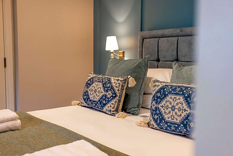 The Town Crier, Tenby