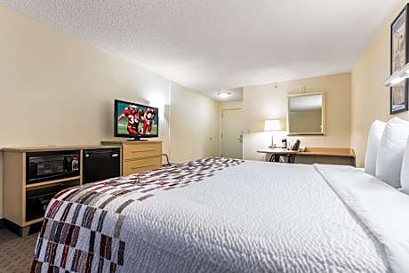 Red Roof Inn Cleveland Airport-Middleburg Heights