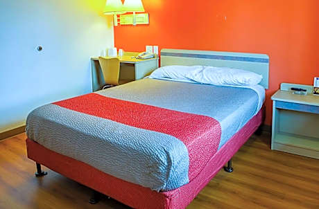 Queen Room with Micro Fridge