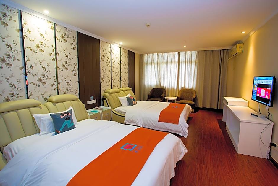 Pai Hotel Huai'an Jinhu Huanyu Square