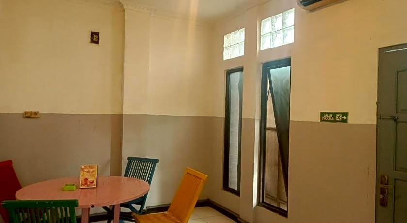 OYO 93090 Multi Plus Inn