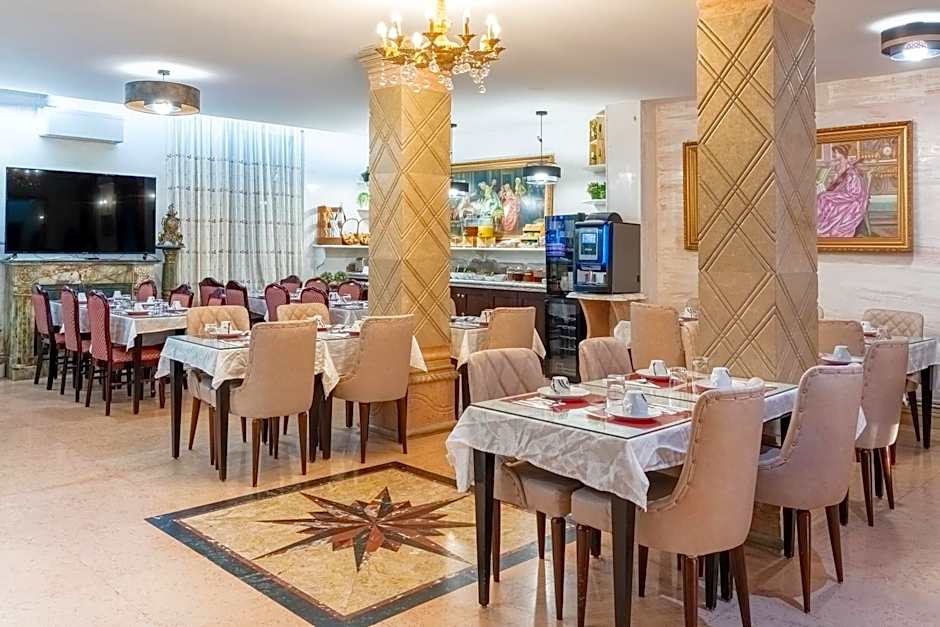 HOTEL ROYAL Paris Ivry