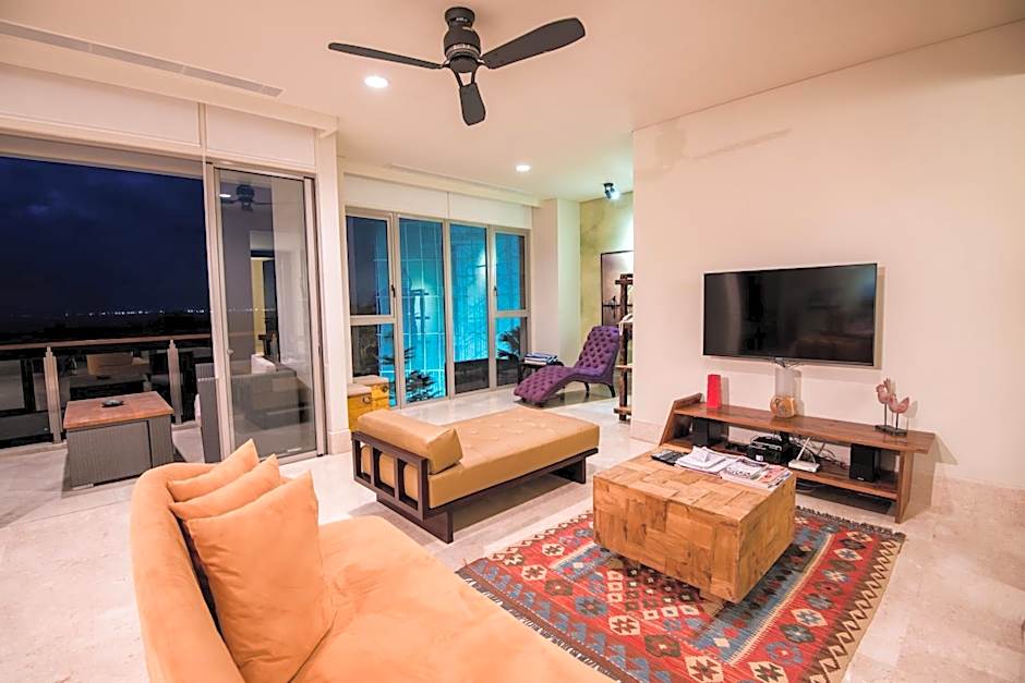 Luxury Apartment at AYANA Residences