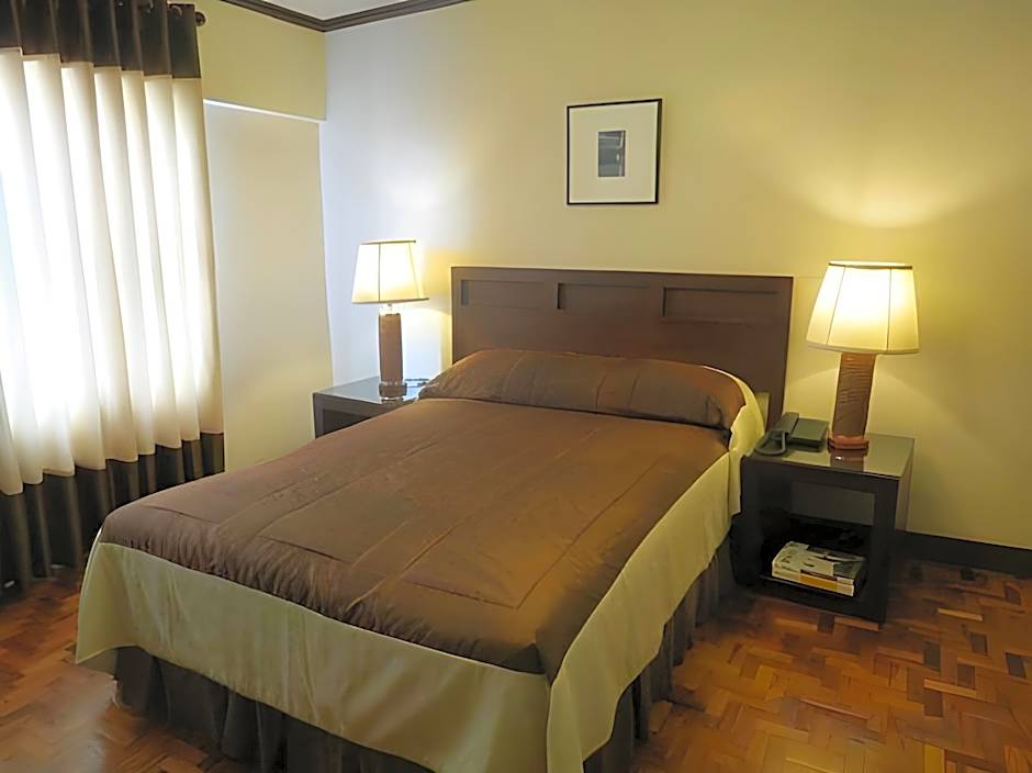 El Rico Suite Makati by RedDoorz