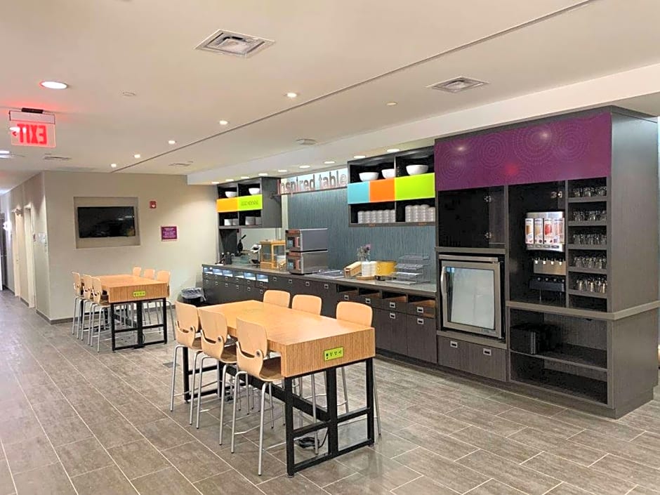 Home2 Suites by Hilton Newark-Airport, NJ