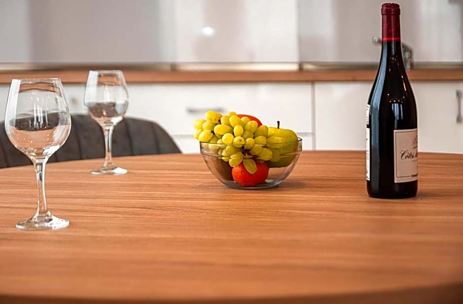 Vemara City Boutique Hotel-free parking