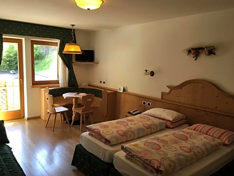 Comfort Quadruple Room