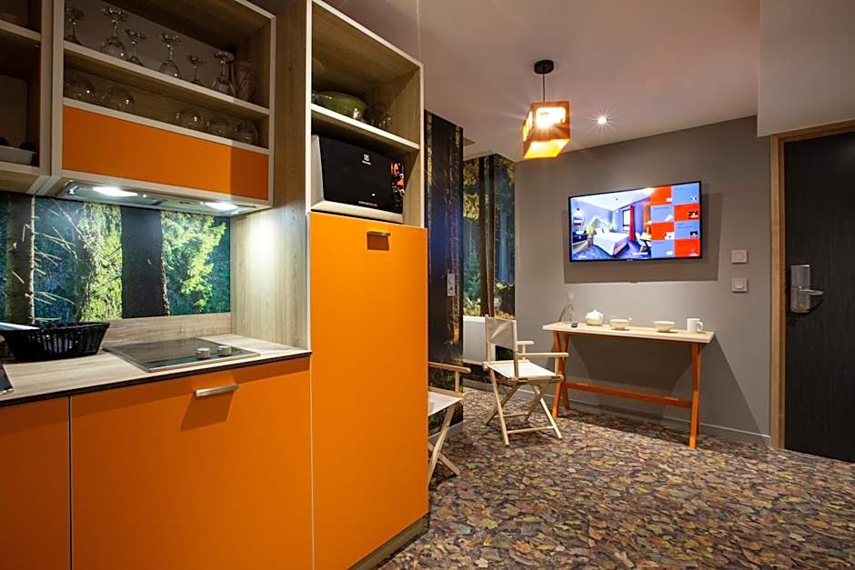 Base Camp Lodge Hotels