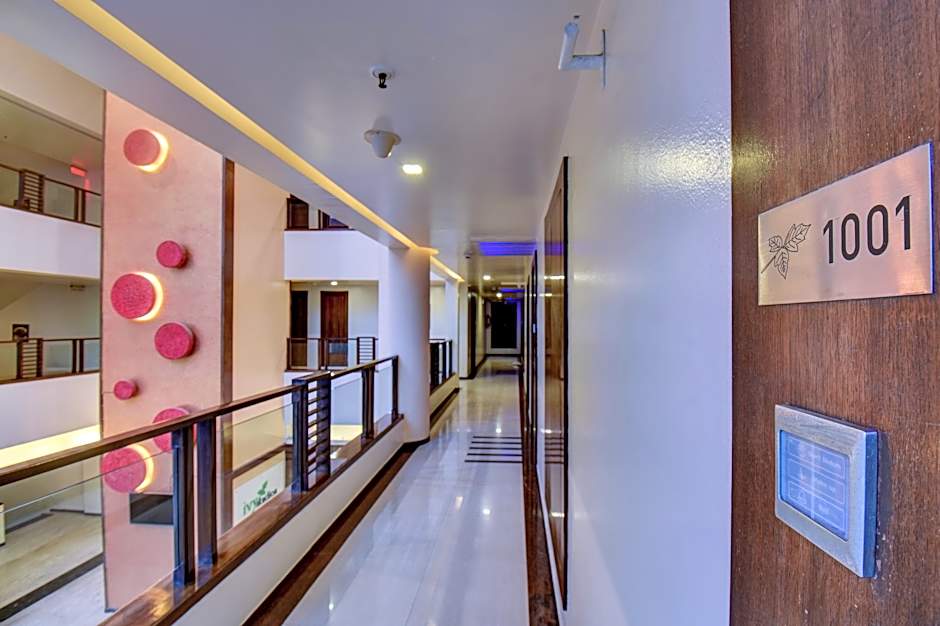 Hotel Lotus Ivy Studios Near Pune Airport