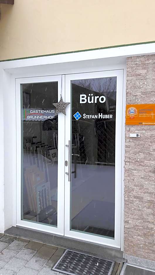 Gästehaus Brunnerhof - Eitting