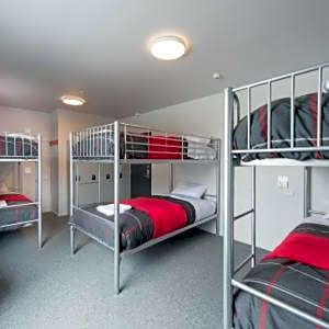 Wallaby Backpackers Hostel Perth - note - Valid passport required to check in -
