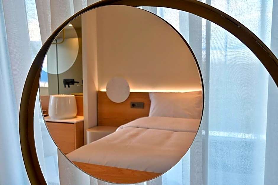 Balance Accommodation