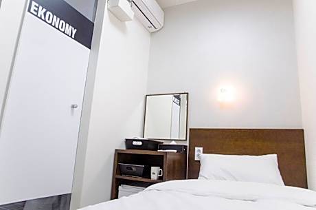 Single Room with Private Bathroom