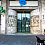 WOW City Hostel