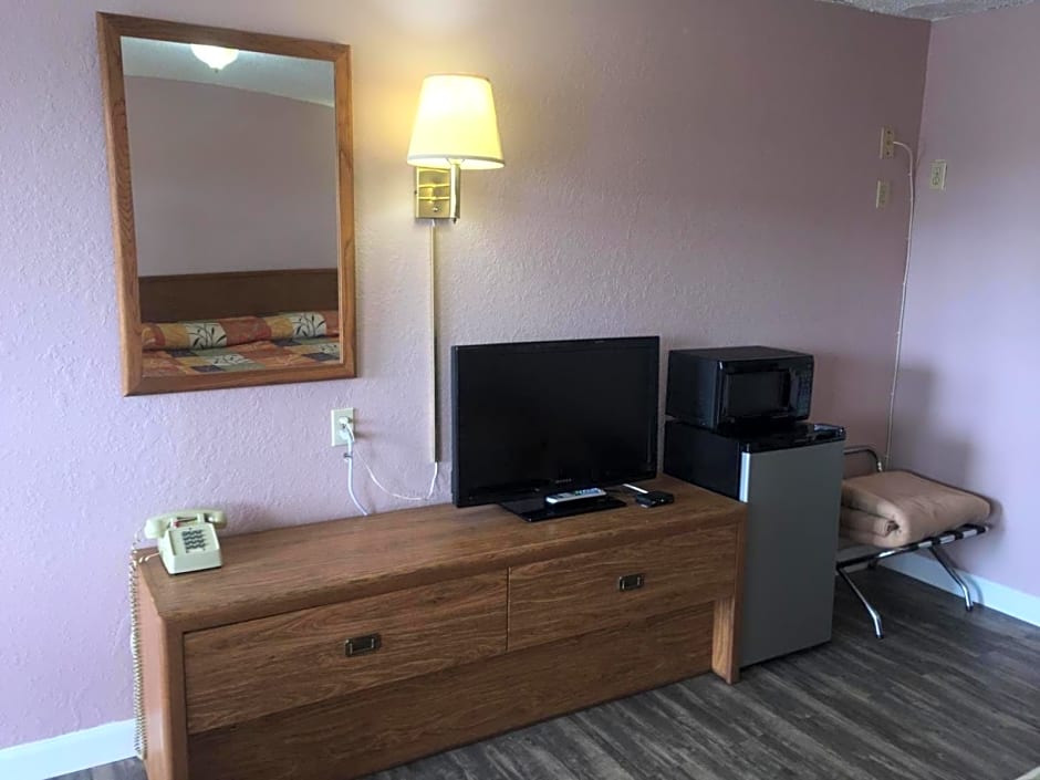 Finn's Motel
