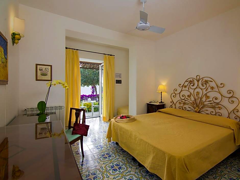 Semiramis Hotel De Charme & Pools