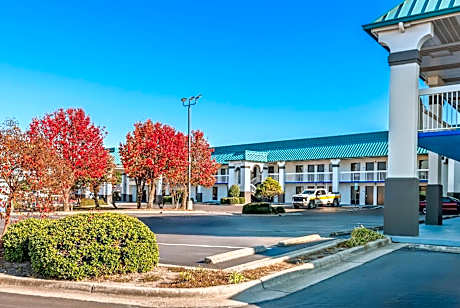 Days Inn by Wyndham Saint Pauls