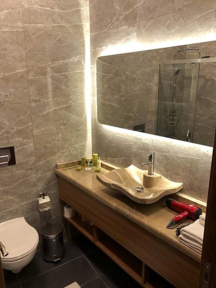 Orange Hotel & Spa