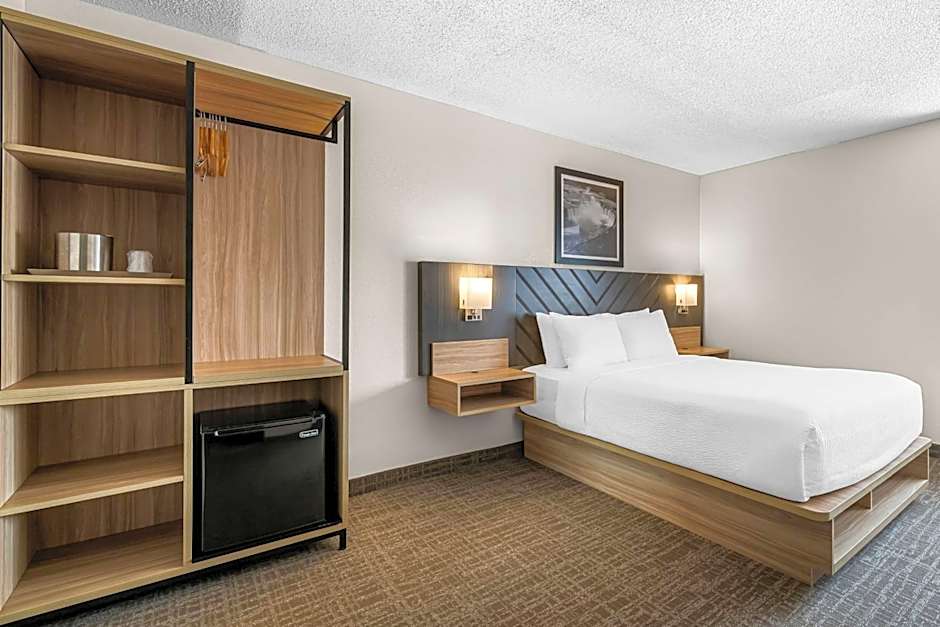 Best Western Buffalo Inn & Suites