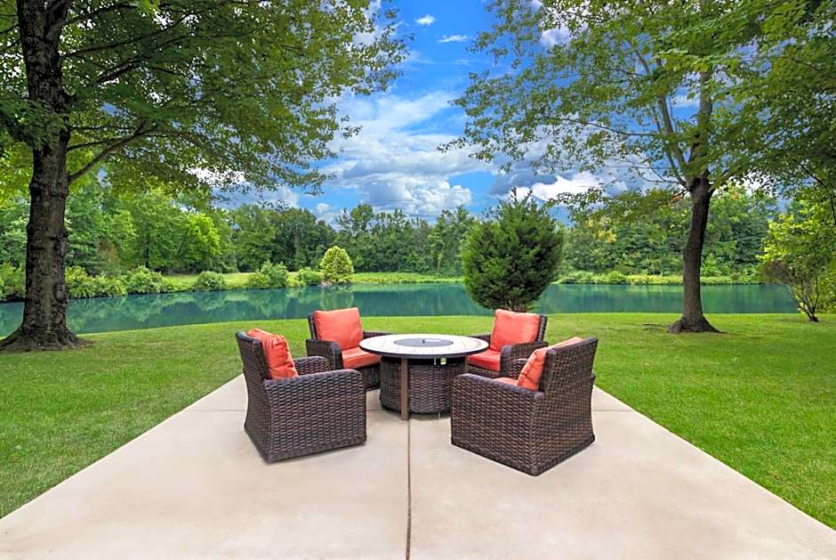 Sonesta Simply Suites Hampton