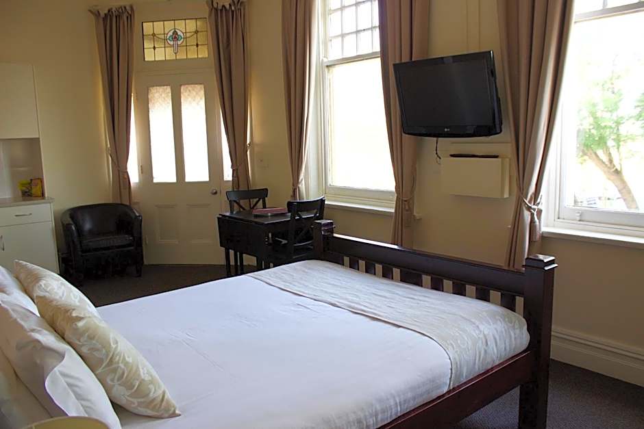 Balcony On Sixth Lodge