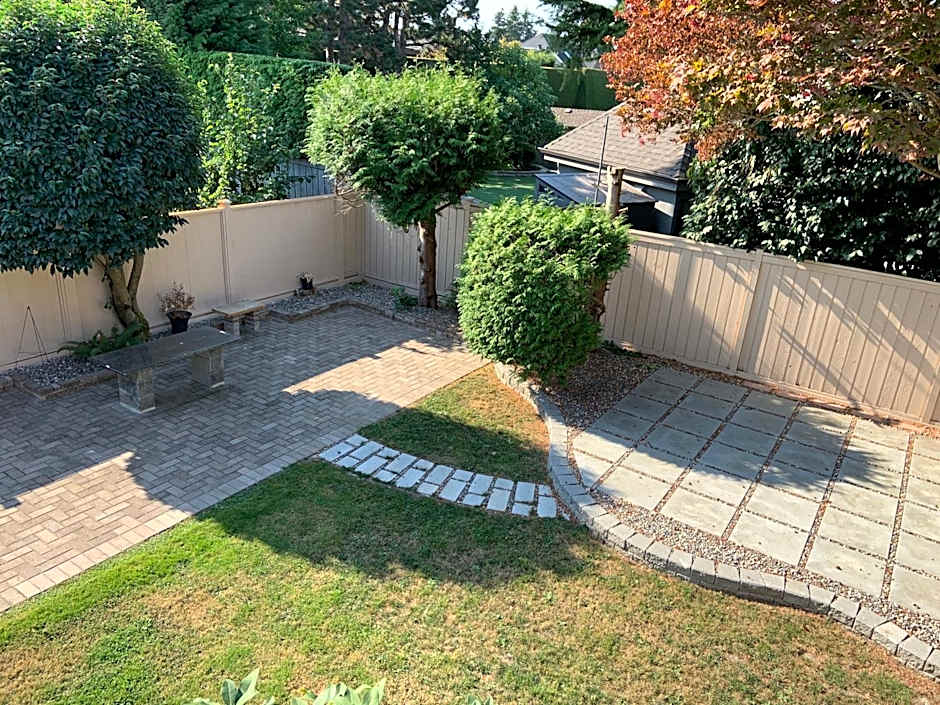 Orchid House near Vancouver YVR Airport