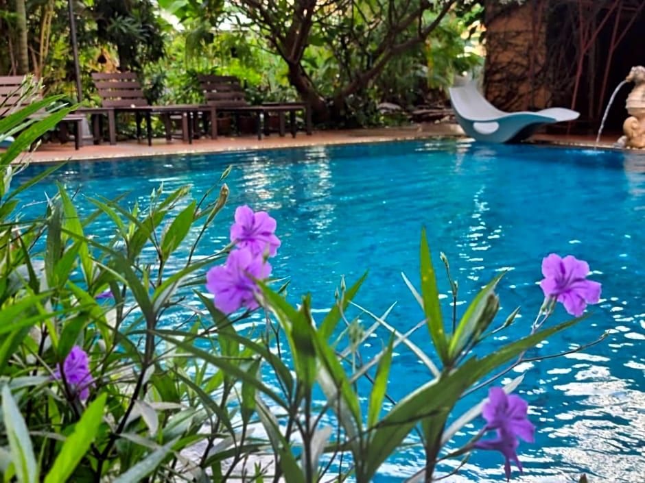 Opey De Place Pattaya