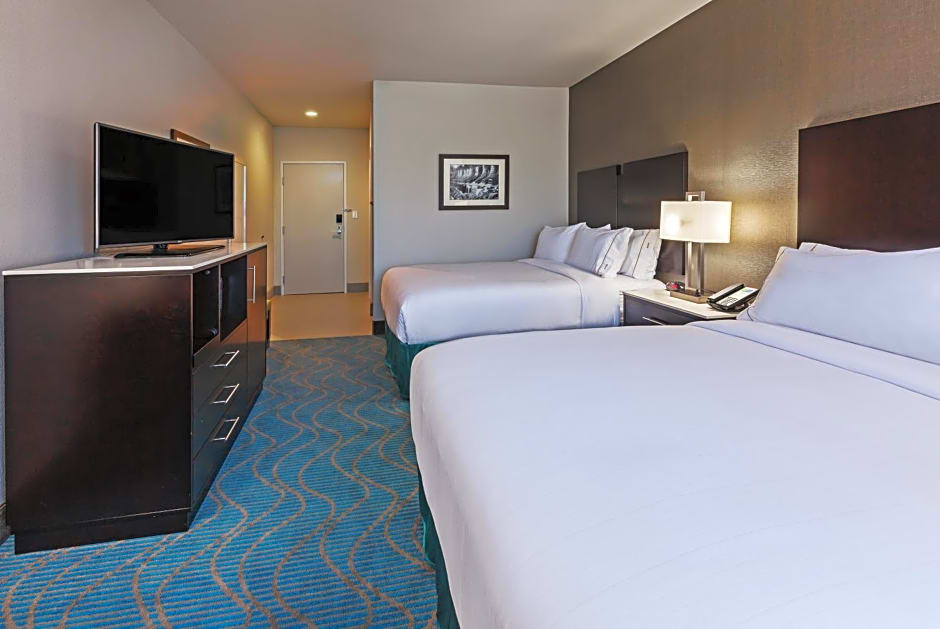 Holiday Inn Express and Suites Killeen-Fort Hood Area By IHG