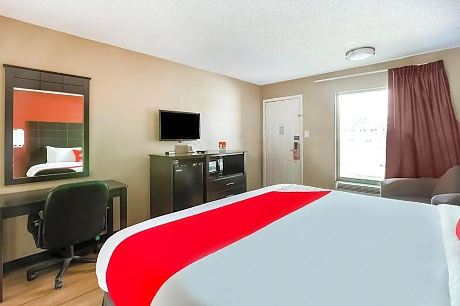 OYO Hotel Tyler Northwest Mineola Hwy