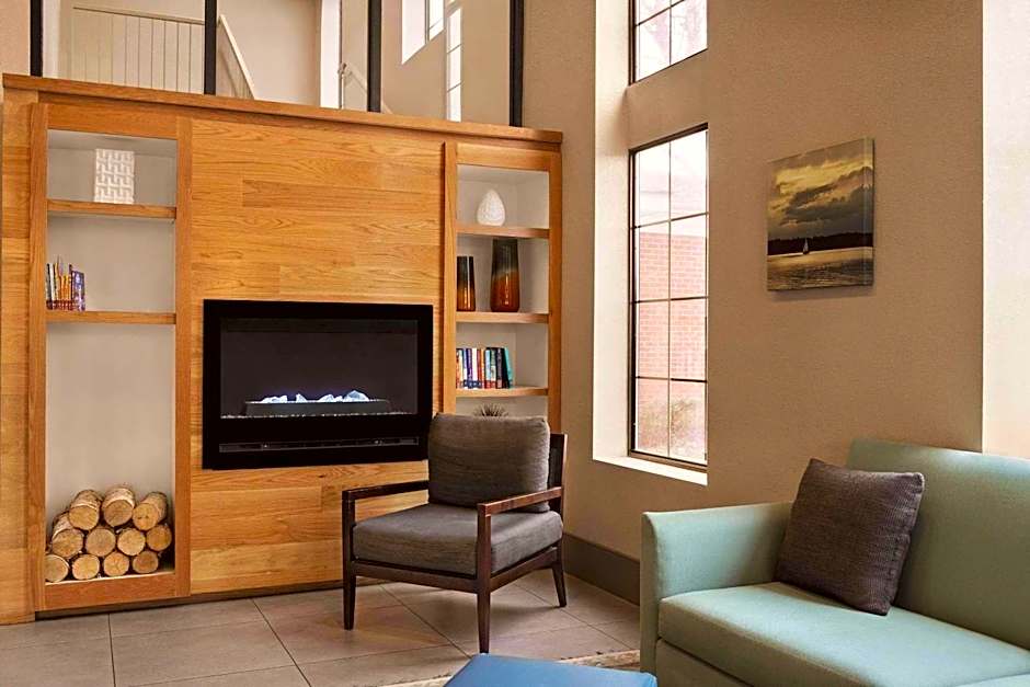 Country Inn & Suites by Radisson, Griffin, GA