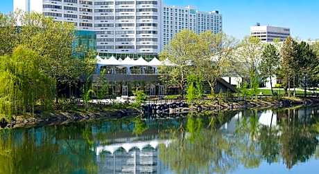 DoubleTree By Hilton Spokane City Center