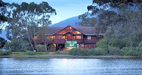 Oyster Creek Lodge