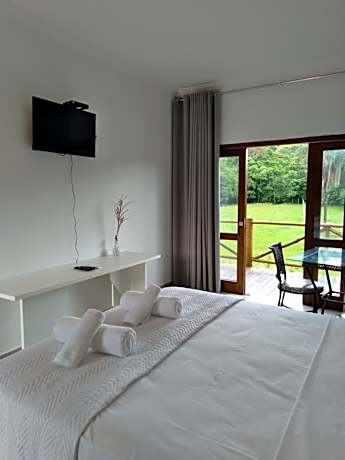 Studio with Spa Bath