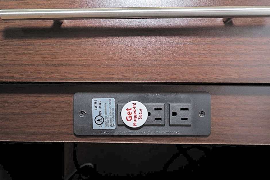 Red Roof PLUS+ Poughkeepsie