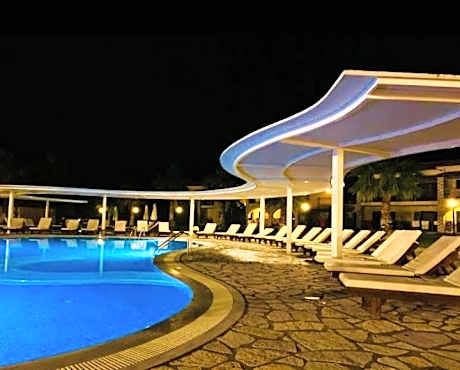 Perdika Resort