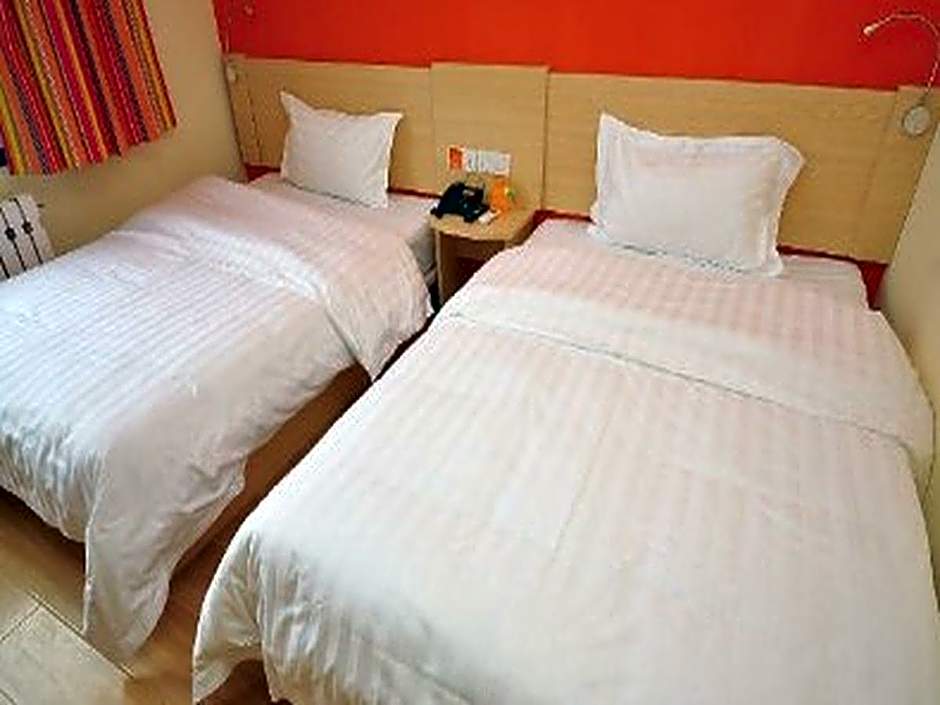 7Days Inn Zibo Dongsi Road Shengshi Xincheng