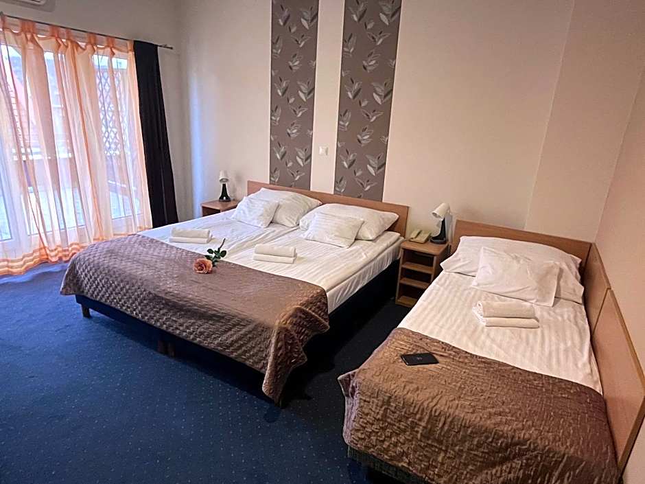 Hotel Rose City